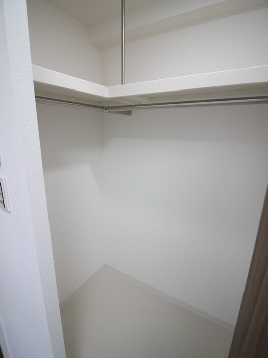 物件内観写真13　(収納)