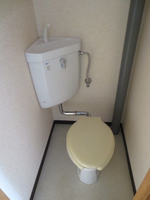 物件内観写真12　(トイレ)