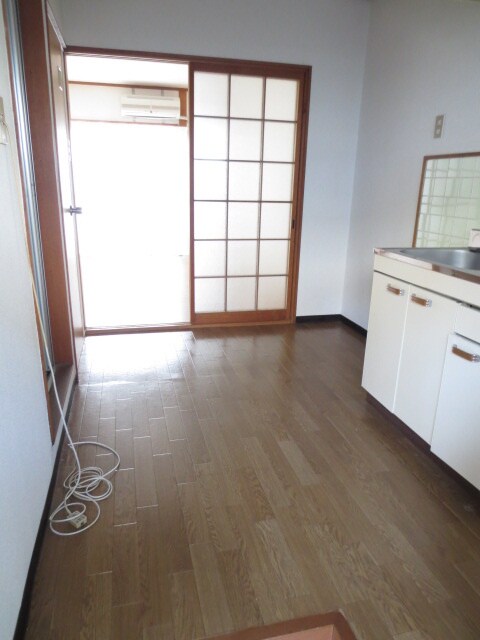 物件内観写真16　(居室)