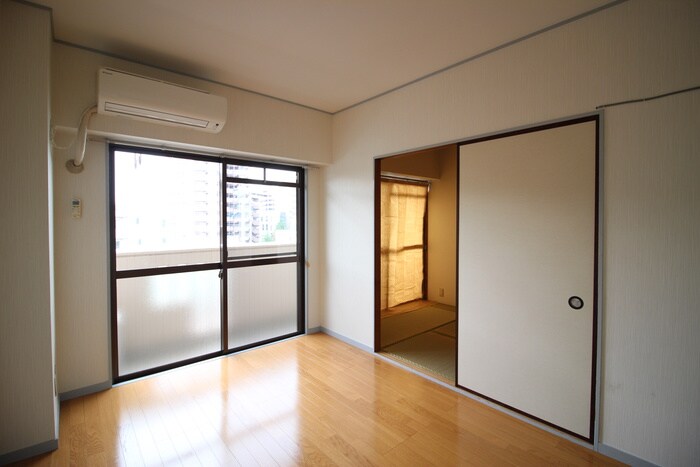 物件内観写真8　(居室)