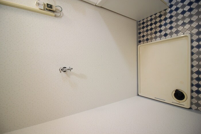 物件内観写真11　(洗濯機置場)