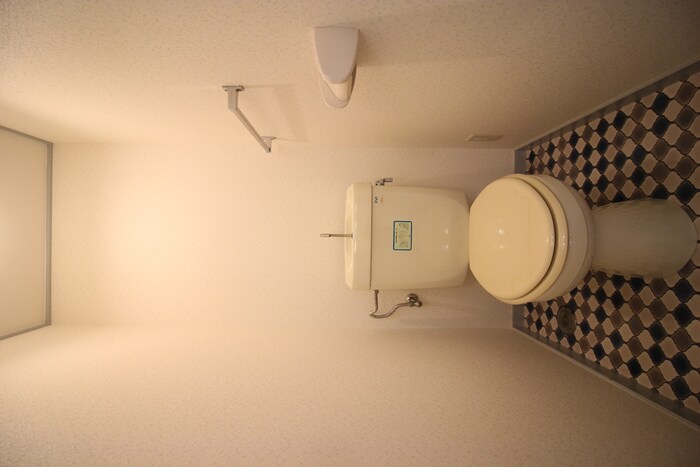 物件内観写真14　(トイレ)