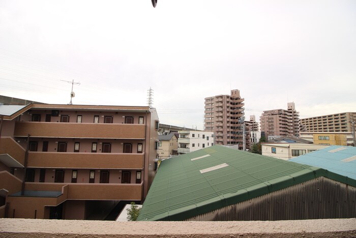 物件内観写真19　(室内からの展望)