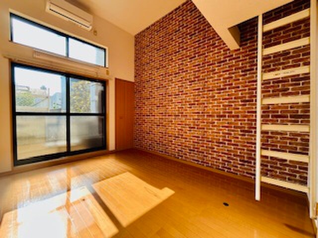 物件内観写真8　(居室)