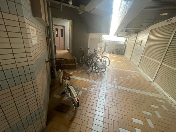駐輪場
