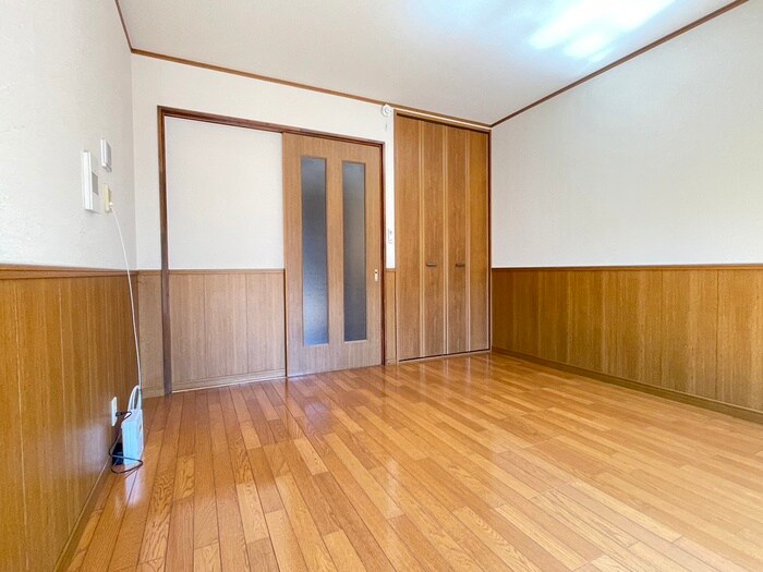 物件内観写真8　(居室)