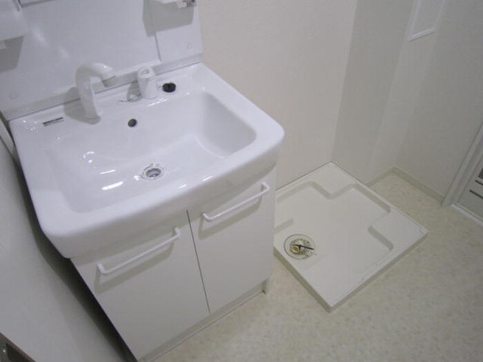 物件内観写真13　(洗面)