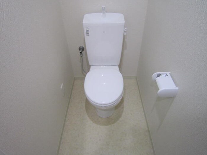 物件内観写真14　(トイレ)