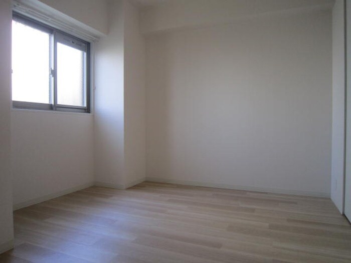 物件内観写真19　(居室)