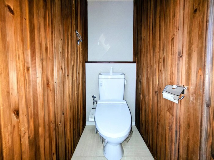 物件内観写真14　(トイレ)