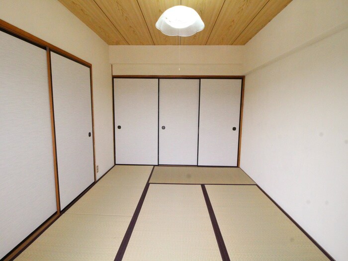 物件内観写真11　(居室)