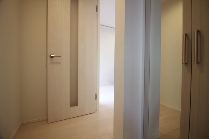 物件内観写真19　(廊下)