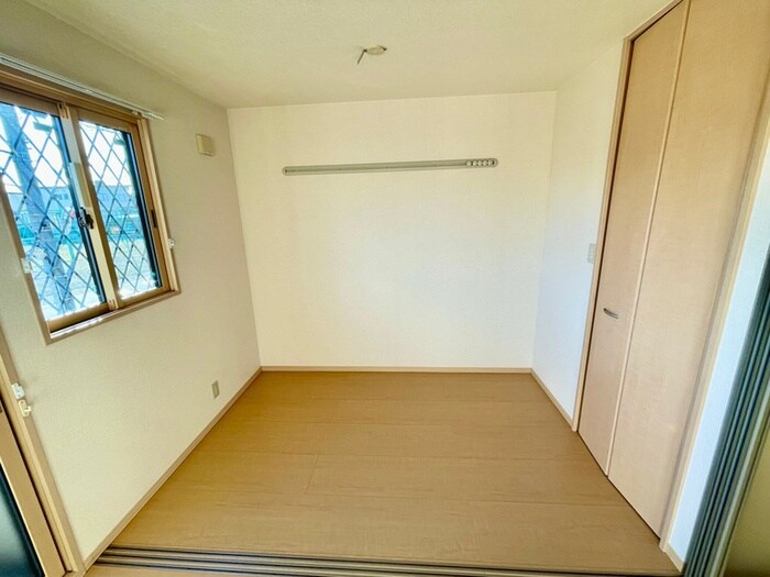 物件内観写真7　(居室)