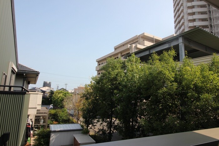 物件内観写真21　(室内からの展望)