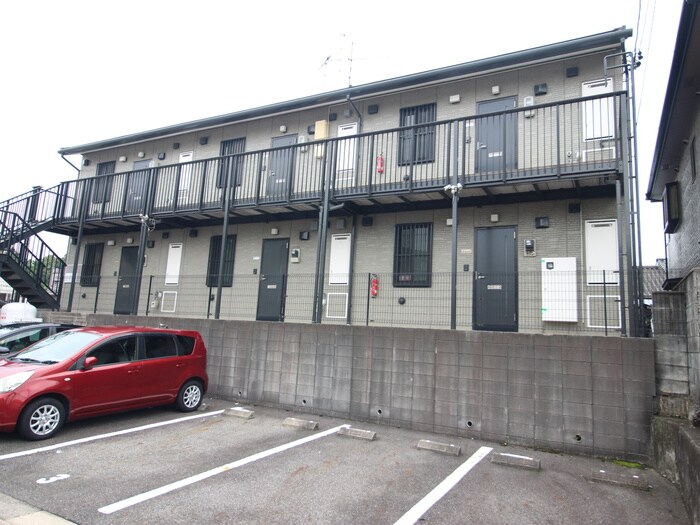 物件外観写真2　(外観写真)