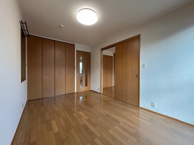 物件内観写真9　(居室)