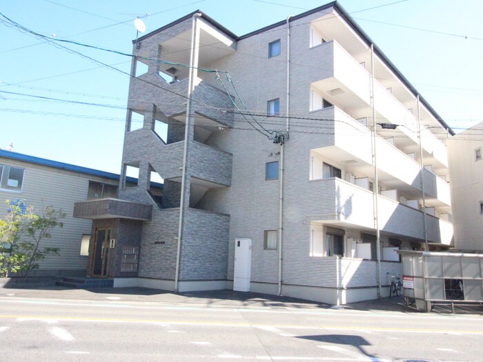 物件外観写真4　(外観写真)