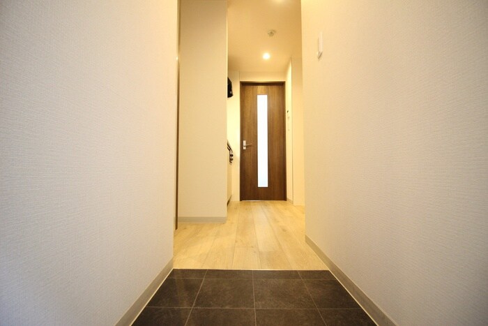 物件内観写真22　(玄関)