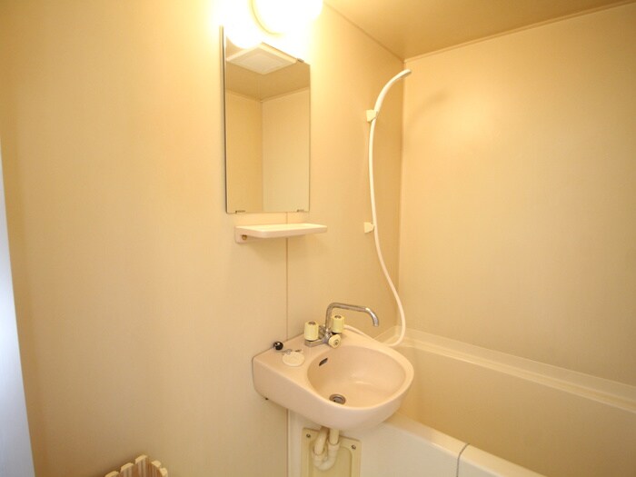 物件内観写真12　(洗面)