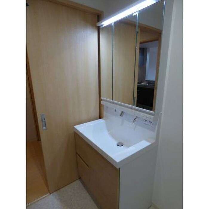 物件内観写真6　(洗面)