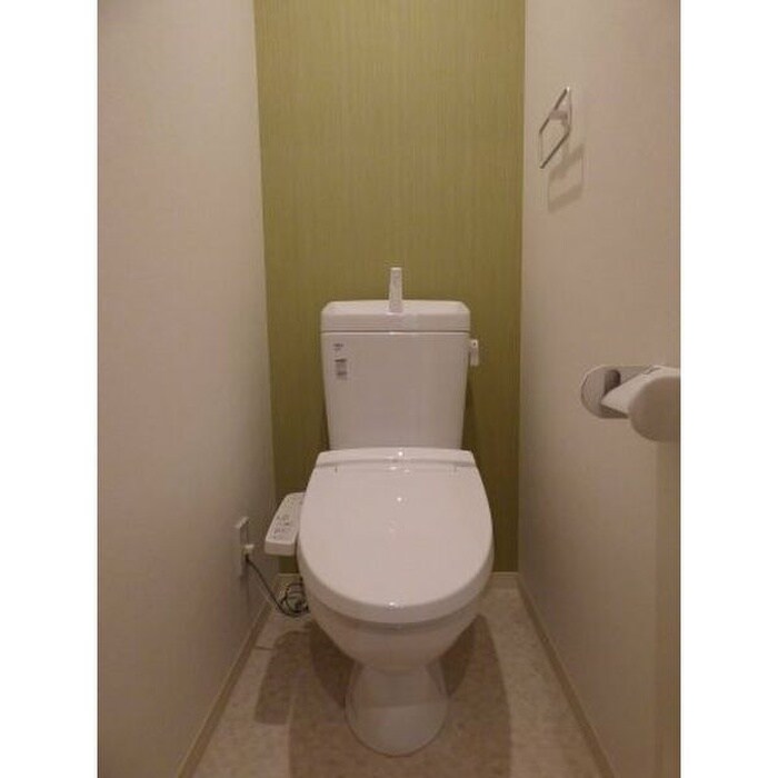 物件内観写真7　(トイレ)