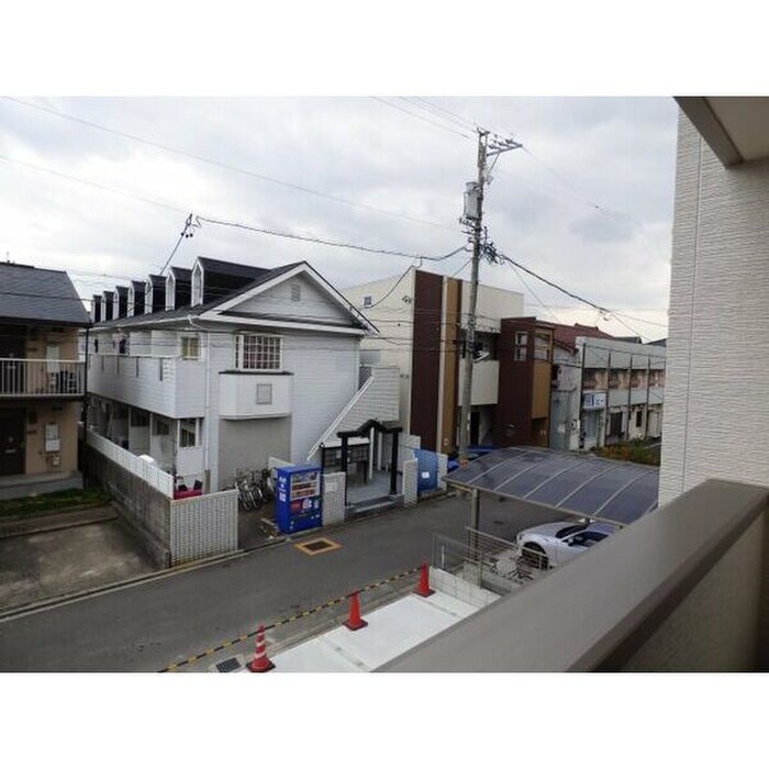 物件内観写真10　(室内からの展望)