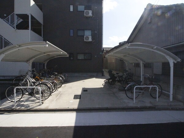 駐輪場