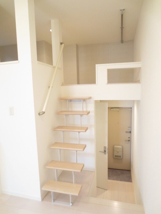 物件内観写真9　(廊下)