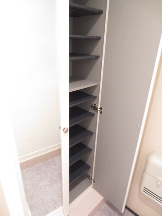 物件内観写真14　(靴箱)