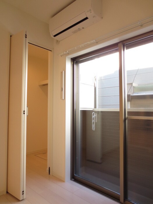 物件内観写真15　(収納)