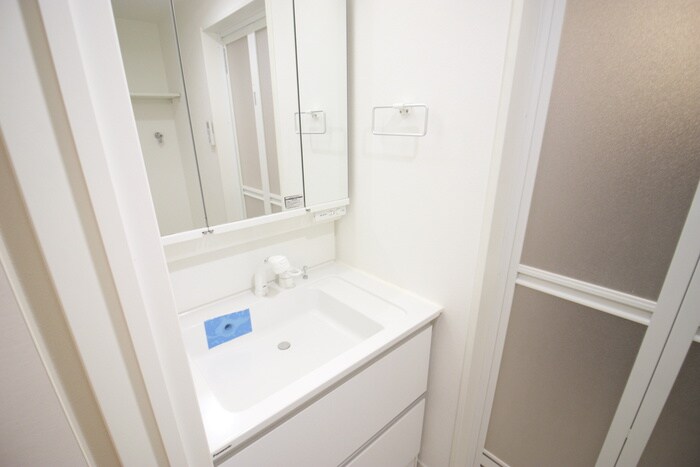 物件内観写真16　(洗面)