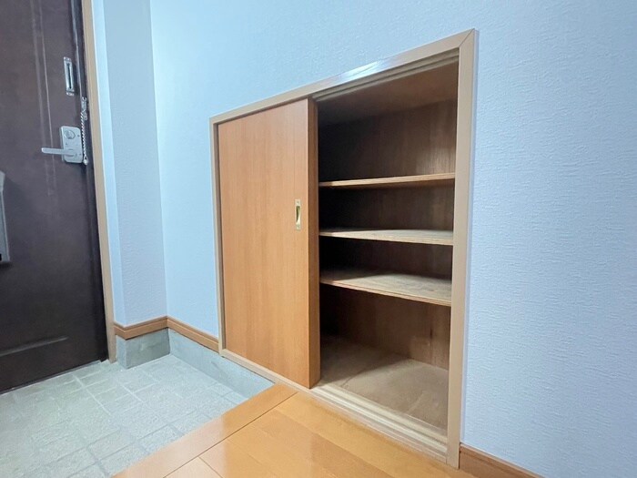 物件内観写真21　(靴箱)