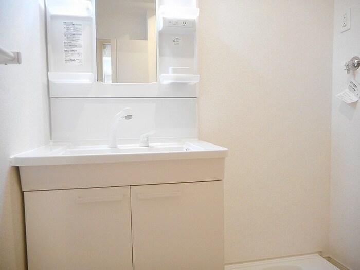 物件内観写真7　(洗面)