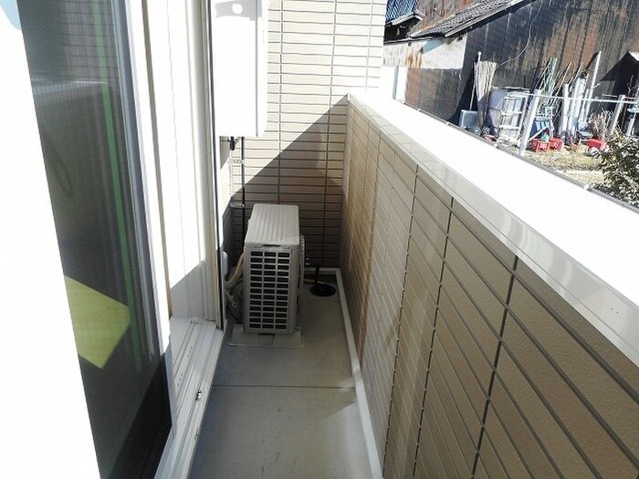 物件内観写真9　(ベランダ・バルコニー)