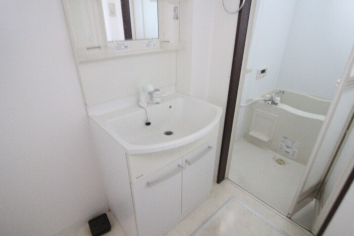 物件内観写真11　(洗面)