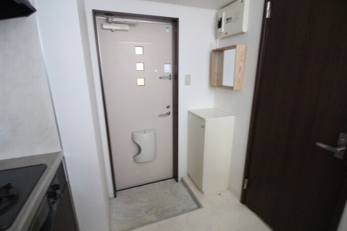 物件内観写真15　(玄関)