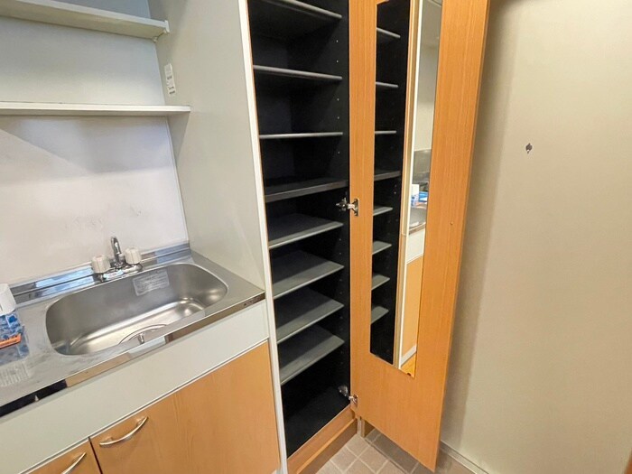 物件内観写真15　(靴箱)