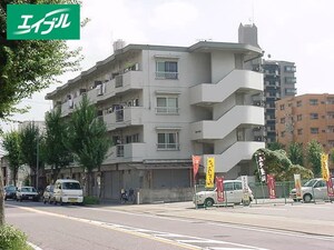マルトウビル外観写真