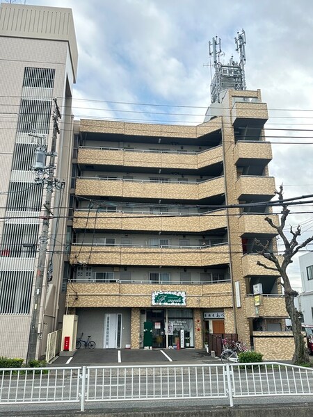 グランクレーア本陣外観写真