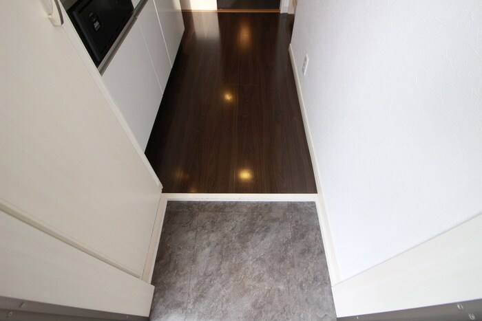 物件内観写真17　(玄関)