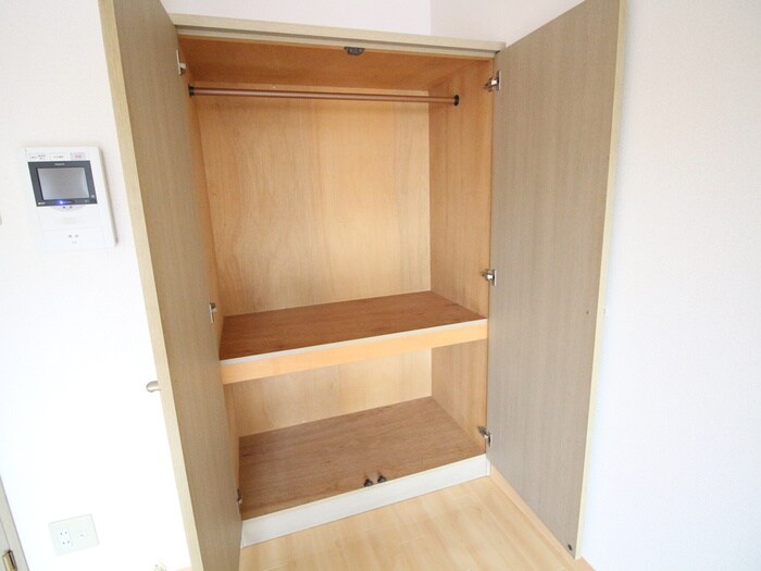 物件内観写真9　(収納)