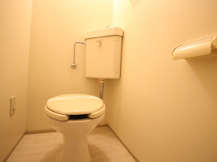 物件内観写真11　(トイレ)