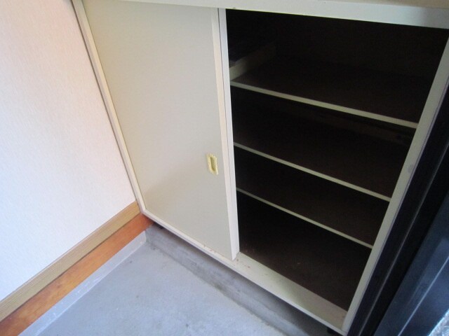 物件内観写真14　(靴箱)