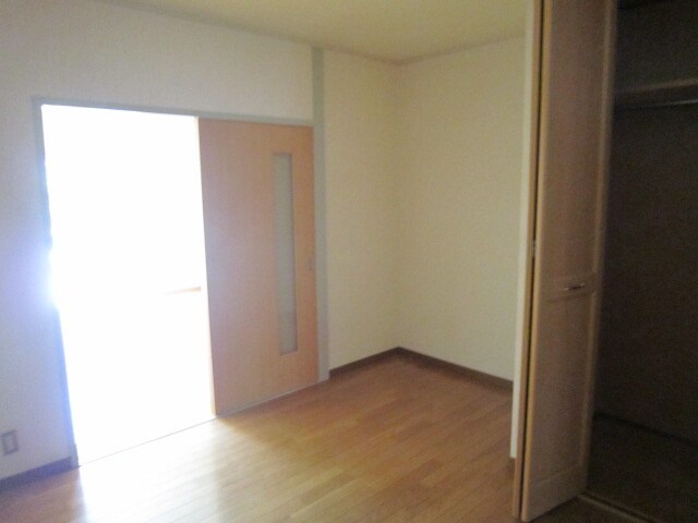 物件内観写真16　(居室)