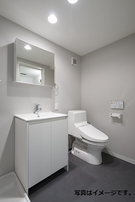 物件内観写真17　(洗濯機置場)