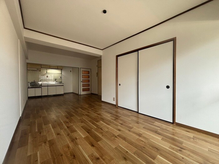 物件内観写真8　(内観写真)