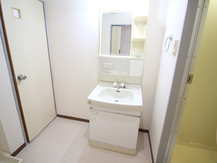 物件内観写真11　(洗面)