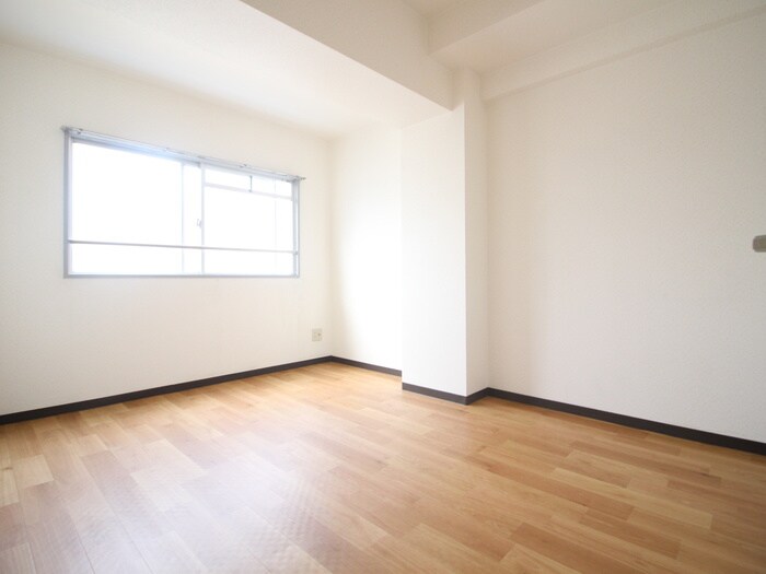 物件内観写真18　(居室)
