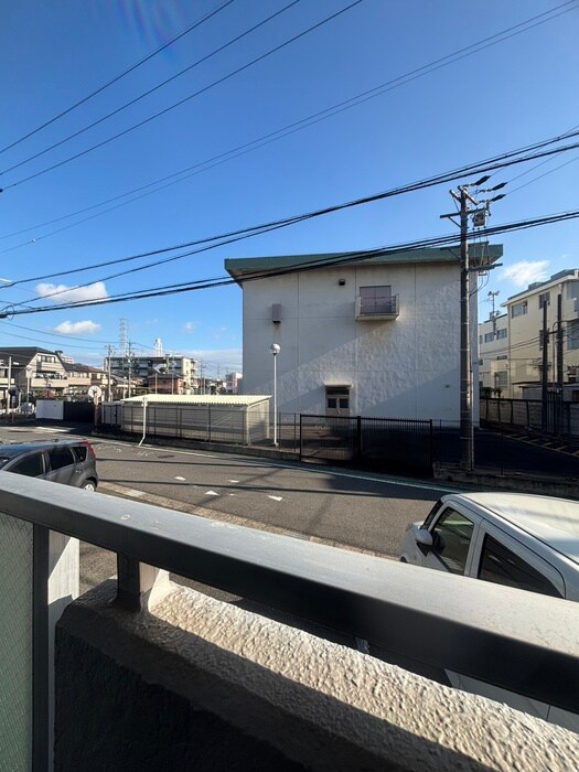 物件内観写真22　(室内からの展望)