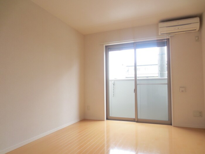 物件内観写真6　(居室)